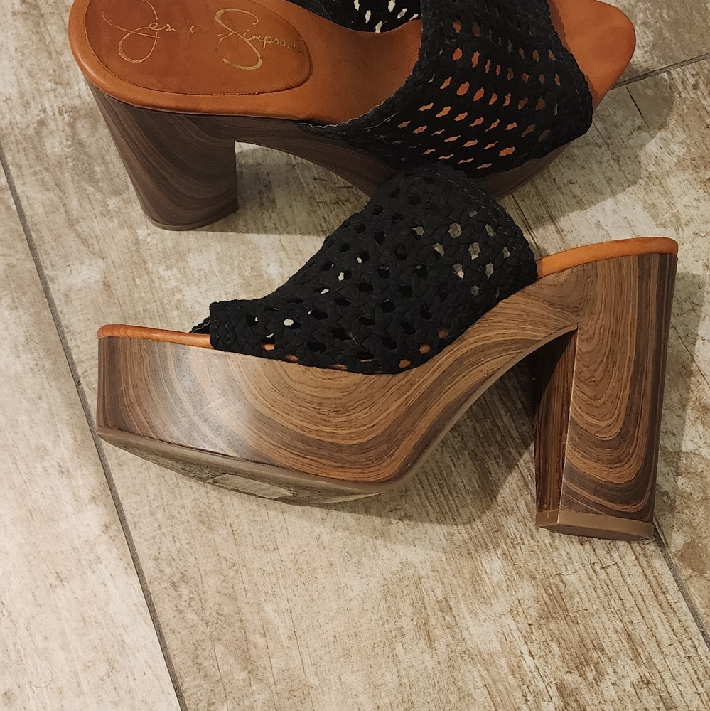 Jessica Simpson Platform slide sandals